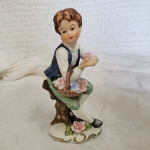 Vtg Napco figurine Victorian Boy Basket Flowers porcelain #8844 5 3/4" no damage